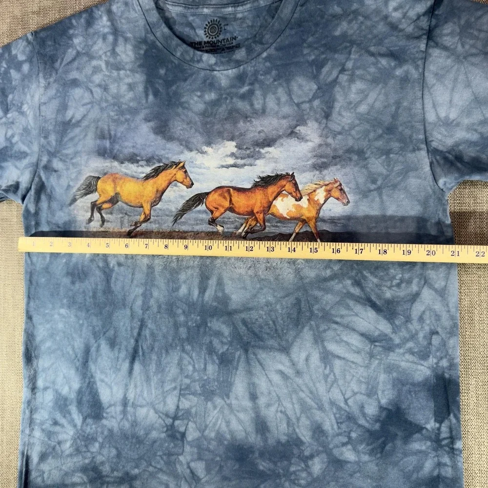 The Mountain Shirt Mens Large Blue Running Wild Horses Tie Dye Graphic Tee